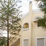 Koryfo Penthouse, 3km From Corfu Old Town Lägenhet