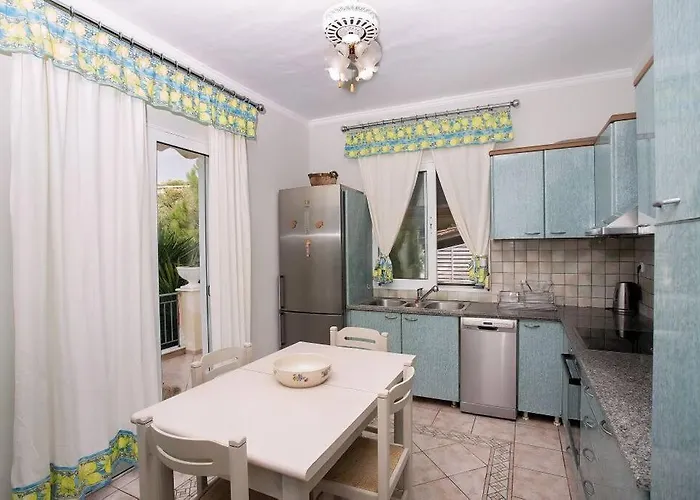 Koryfo Penthouse, 3km From Corfu Old Town * Kanoni (Corfu)
