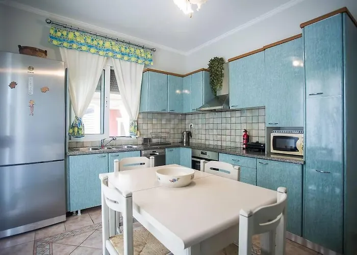 Apartment Koryfo Penthouse, 3km From Corfu Old Town