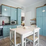 Koryfo Penthouse, 3km From Corfu Old Town דירה קאנוני