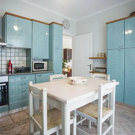 Koryfo Penthouse, 3km From Corfu Old Town Apartment Kanoni (Corfu)